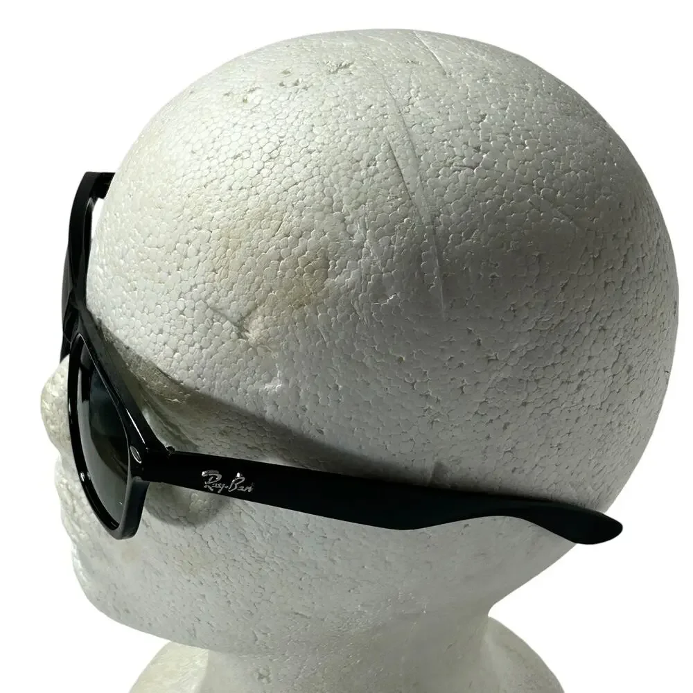Ray-Ban RB2132 New Wayfarer Classic Sunglasses Black Frame Made in Italy